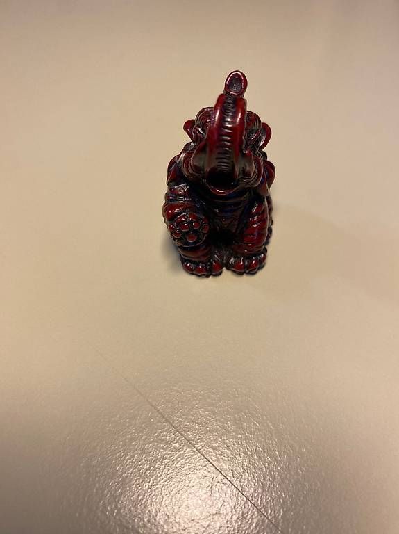 Statuette: Elefant aus Kunststoff – Usato da Wettingen venduto da Maprau9 1