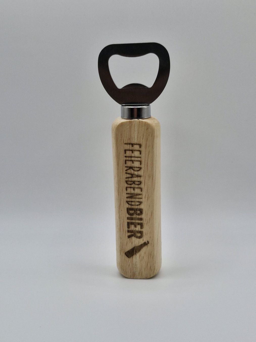 Apribottiglie & Tappi per chiusura: Flaschenöffner mit Lasergravur "FEIERABENDBIER" – Nuovo (secondo la descrizione) da Möriken AG venduto da CRF-TT-88 1