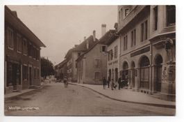 MOUTIER grande rue Café National animée