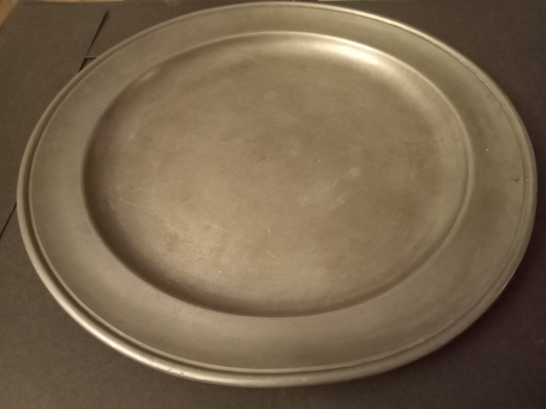 Piatti: Zinnteller Durchmesser ca. 27 cm – Usato da Luzern venduto da Einh0rn 2