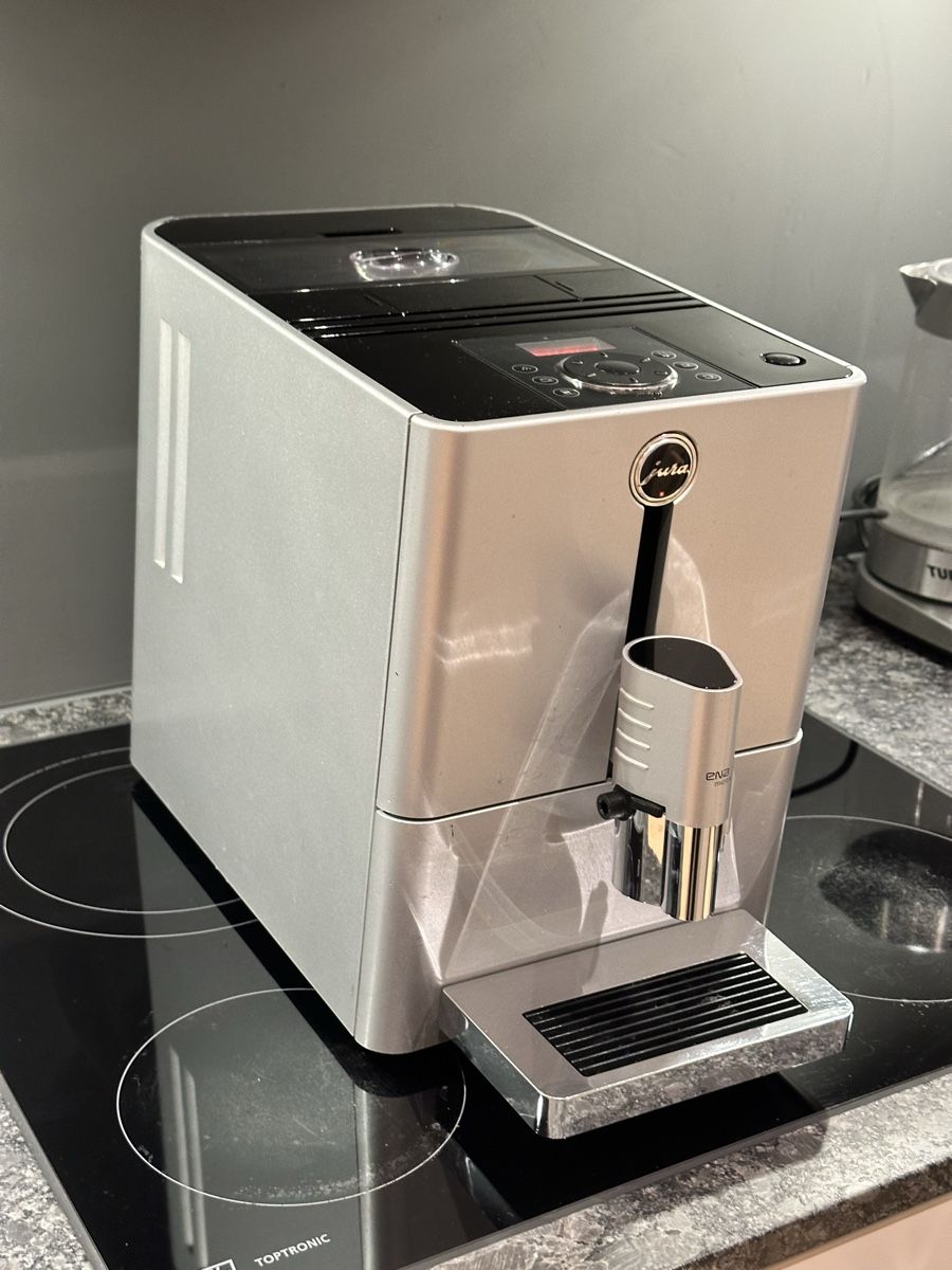 Jura Kaffeemaschinen & Espressomaschinen: Jura Micro 9 – Gebraucht aus Bern von AliceHo 2