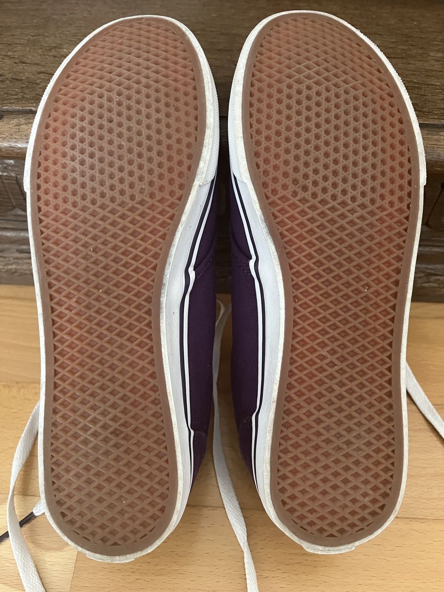 Vans Herrenschuhe: Vans Low-Top Sneakers - Deep Purple, Size 40 - EUC! Stylish – Gebraucht aus Uetikon am See von erz13 4