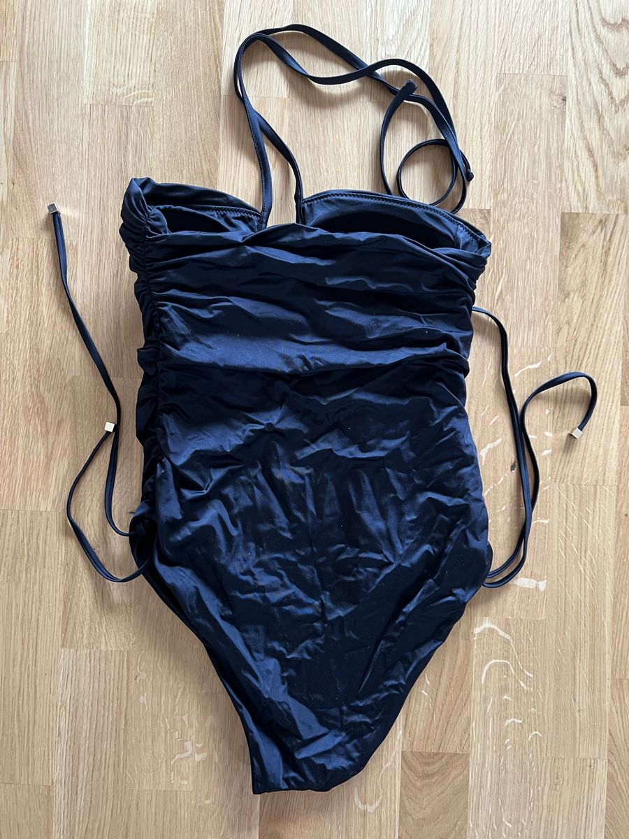 Maillots de bain & Bikinis: Schwarzer Bandeau Badeanzug, neuwertig – Neuf (Voir description) à Basel par clembou 1