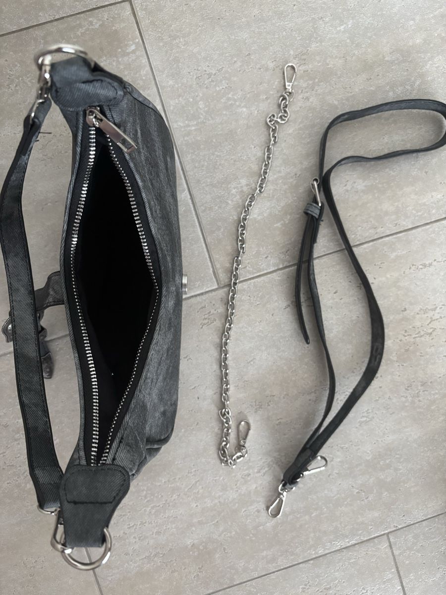 Borse da donna: Handtasche Y2k  – Nuovo (secondo la descrizione) da Hunzenschwil venduto da ede_h8tt 2