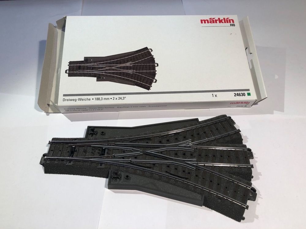 Märklin 24630 - Scambio Triplo Per Binari H0, Con Leve Manuali E Motori Opzionali