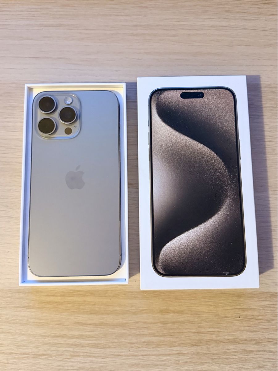 Apple Telefoni cellulari / Smartphones: iPhone 15 Pro Max 256GB - Natural Titanium – Nuovo (secondo la descrizione) da Windisch venduto da lfer32