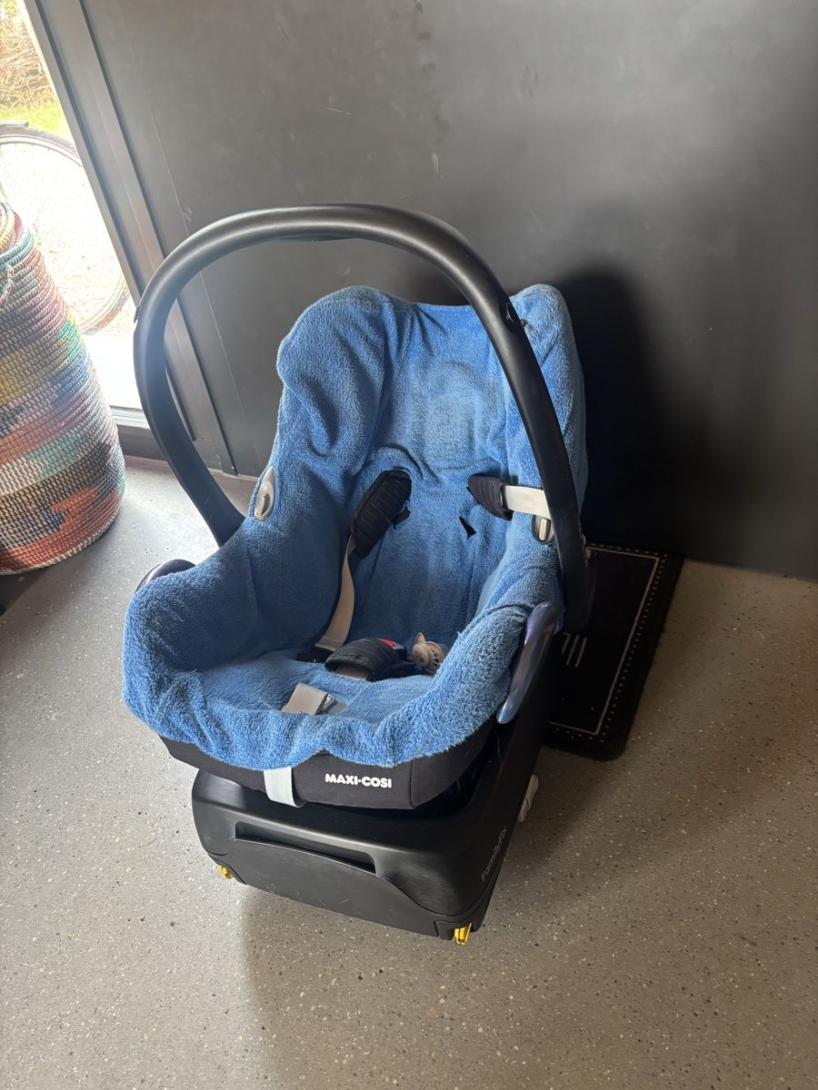 Maxi-Cosi Sièges auto: MaxiCosi mit Isofix – D'occasion à Winterthur par wind9