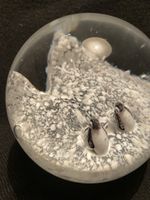 Winterliche Schneekugel mit Pinguinen - Dekoration!