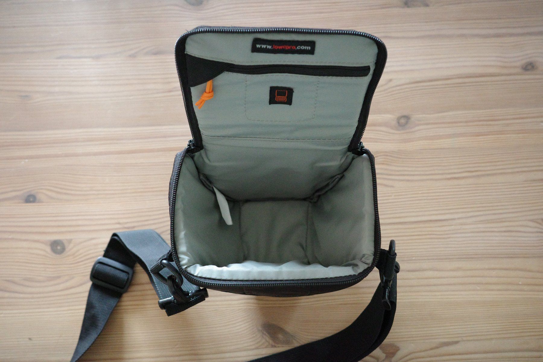 Lowepro Taschen: Fototasche Lowepro Toploader 45 AW – Gebraucht aus Liebefeld von Rhyolite 4