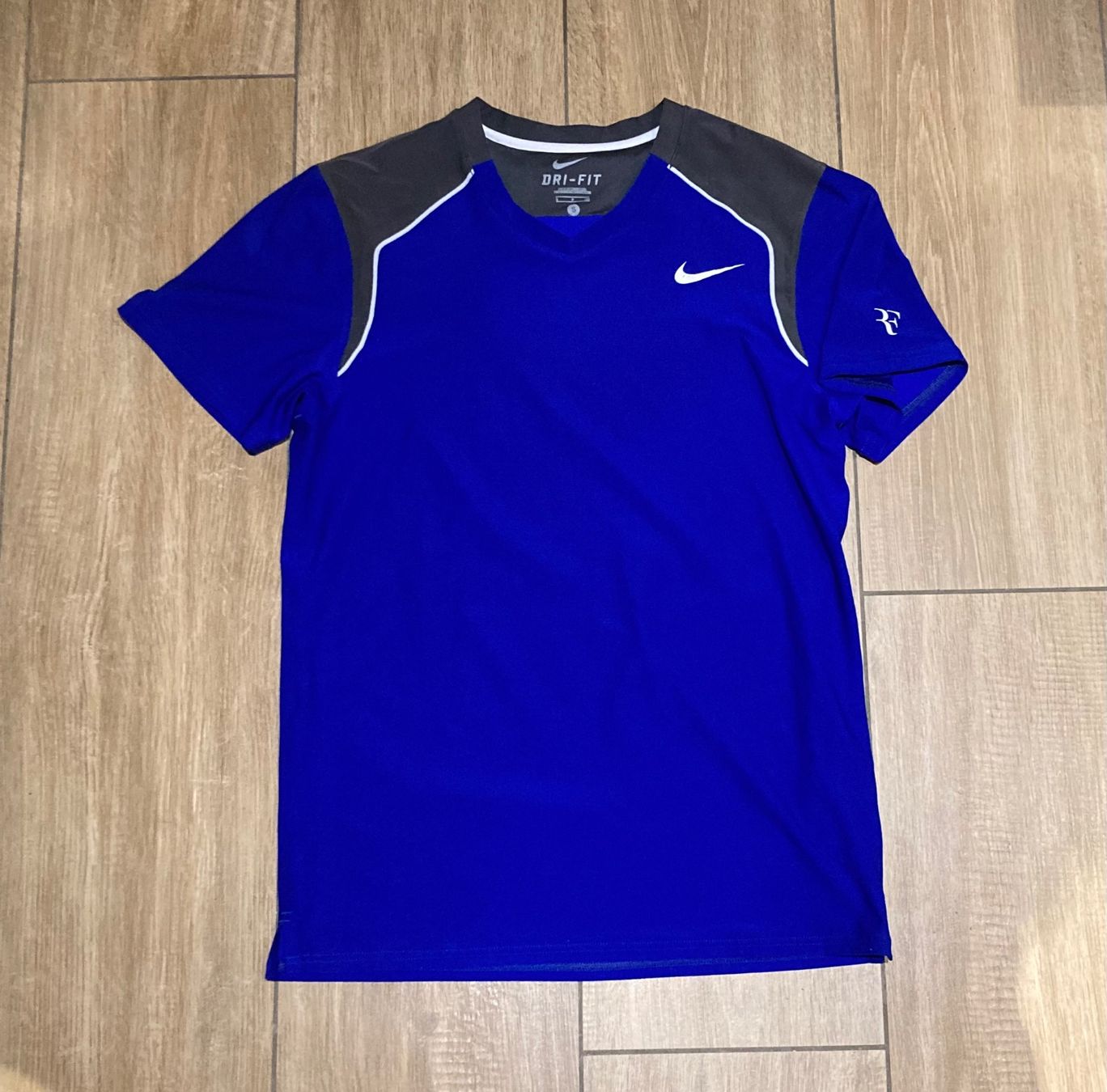 Nike T-shirt: Roger Federer legendäres Shirt Nike Grösse S – Usato da Freienstein venduto da Golfbueb 1
