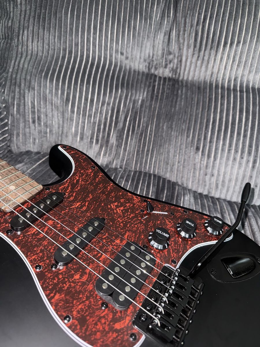Harley Benton Strumenti musicali: E-Gitarre Harley Benton – Nuovo (secondo la descrizione) da Rorschach venduto da man_kk2w 1