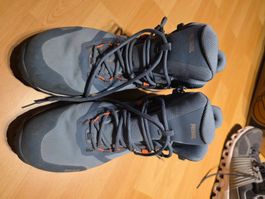 Wanderschuhe grösse 7.5 nur 1 x geetragen neuwertig NP 250.-