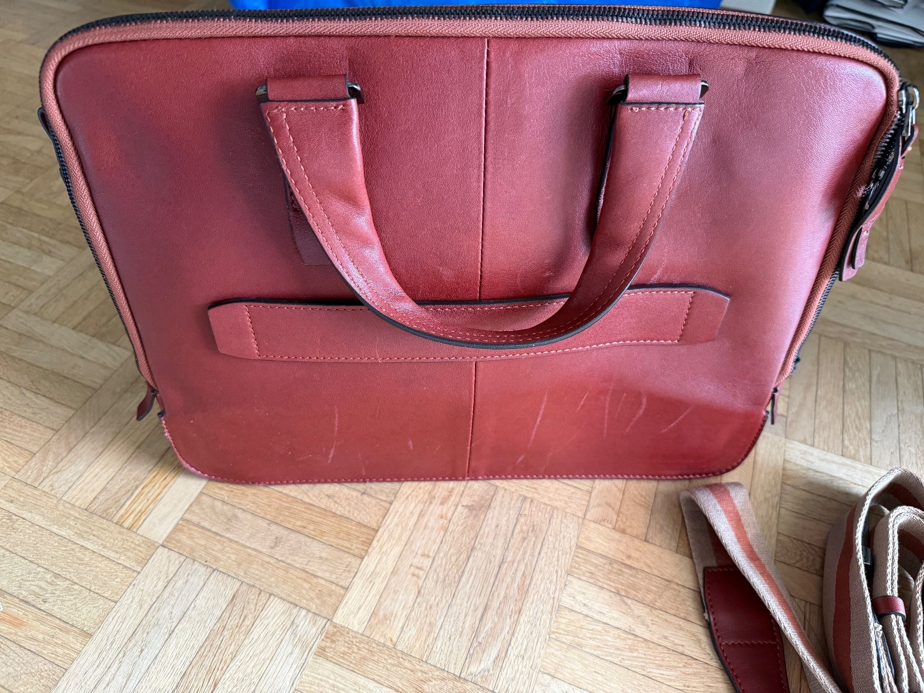 Piquadro Valigie & Borse: Piquadro Laptoptasche Leder mit Tragegurt – Usato da Zürich venduto da fra_yq25 2