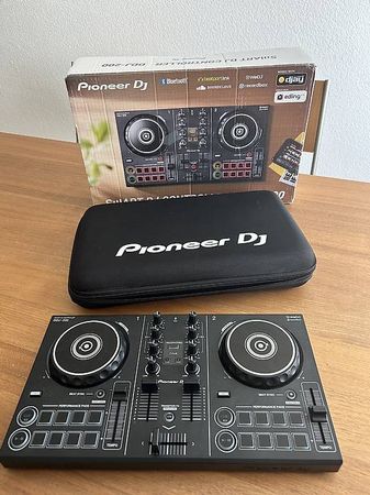 Pioneer DDJ-200 DJ Set