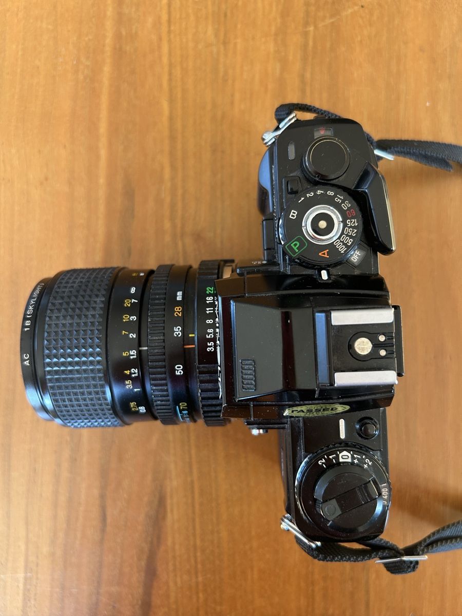 Minolta Appareil photo: Minolta X-700 Spiegelreflexkamera analog mit extra Objektiv – D'occasion à Zürich par anna7377 1