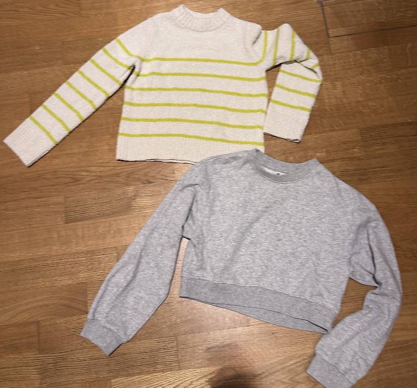 Pulls et sweat-shirts: Pulli 134/140 – D'occasion à Abtwil SG par Bila80 3