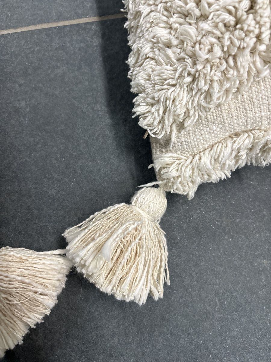 H&M Kissen: Coussin décoratif bohème à pompons - Style unique! – Neu (gemäss Beschreibung) aus Monthey von LoveBrand 2