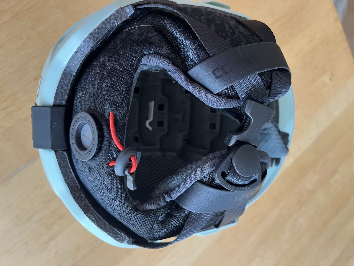 Atomic Casques: Atomic Ski-Helm – D'occasion à Richenthal par Andruport 4