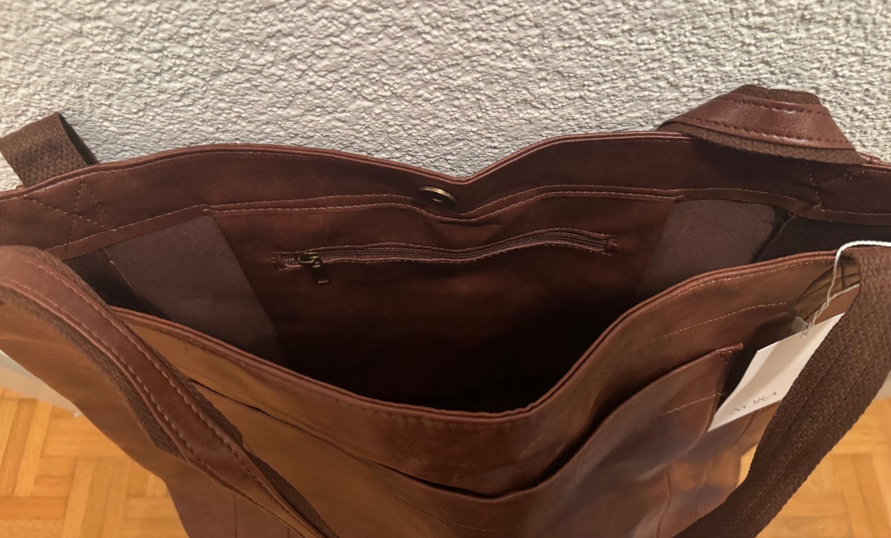 Sacs femmes: Tasche – Neuf avec emballage d'origine à Buchs SG par BubiLuna 1