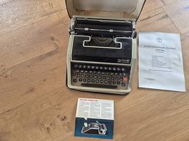 Olivetti Lettera DL Schreibmaschine im Reisekoffer