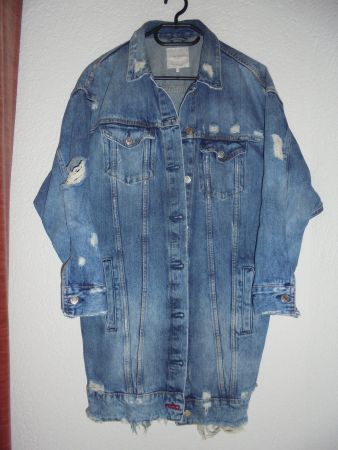 JEANS-JACKE VON ZARA GRÖSSE S