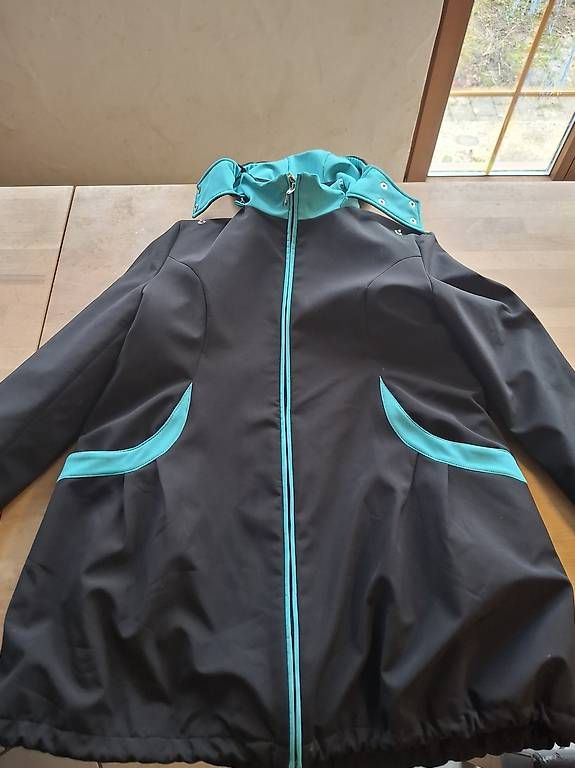 Giacche: Umstands und Tragejacke Softshell XL – Usato da Weinfelden venduto da Kummerkasten