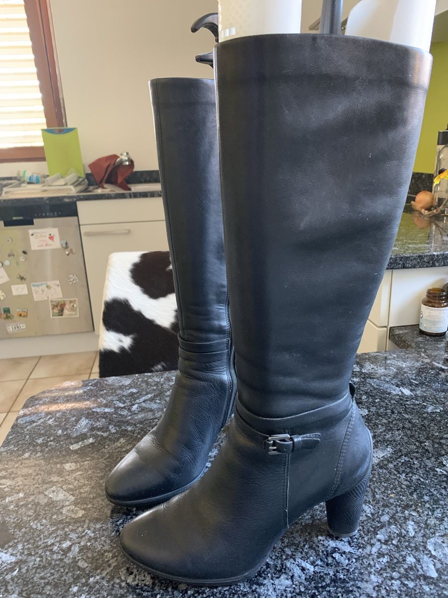 Ecco Damenschuhe: Damen Stiefel schwarz Leder – Gebraucht aus Aathal-Seegräben von Squiki 1