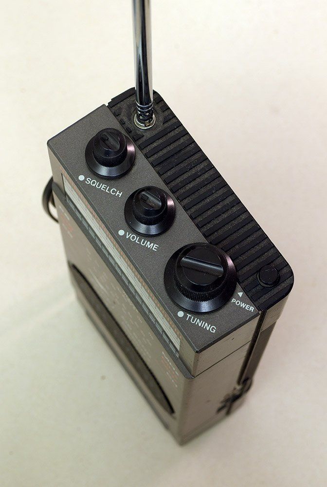 Ricevitori: INTERNATIONAL Multi-Band Compact Radio Receiver – Usato da Zürich venduto da nasowasX 2