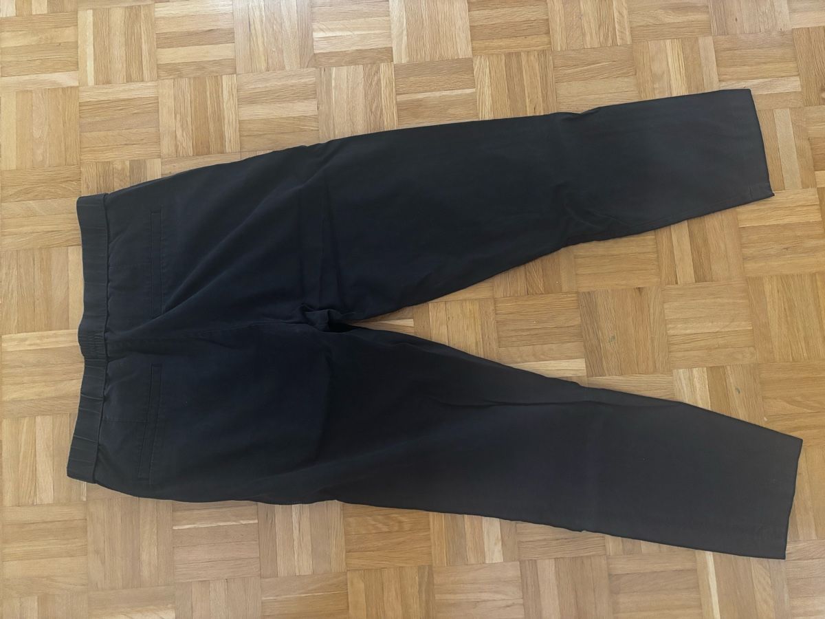 Cos Pantaloni: COS, schwarze Sommerhose, Grösse 50 – Usato da Zürich venduto da CallMeAppetite 3