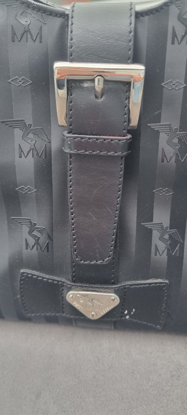 Taschen für Damen: Maison Mollerus Handtasche, Leder, Schwarz – Gebraucht aus Adlikon b.Regensdf von rut_q9zd 2