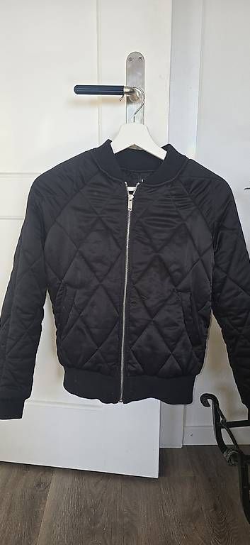 Giacche: Schwarze jacke gr. 36 – Usato da Schaffhausen venduto da isl_dj8w