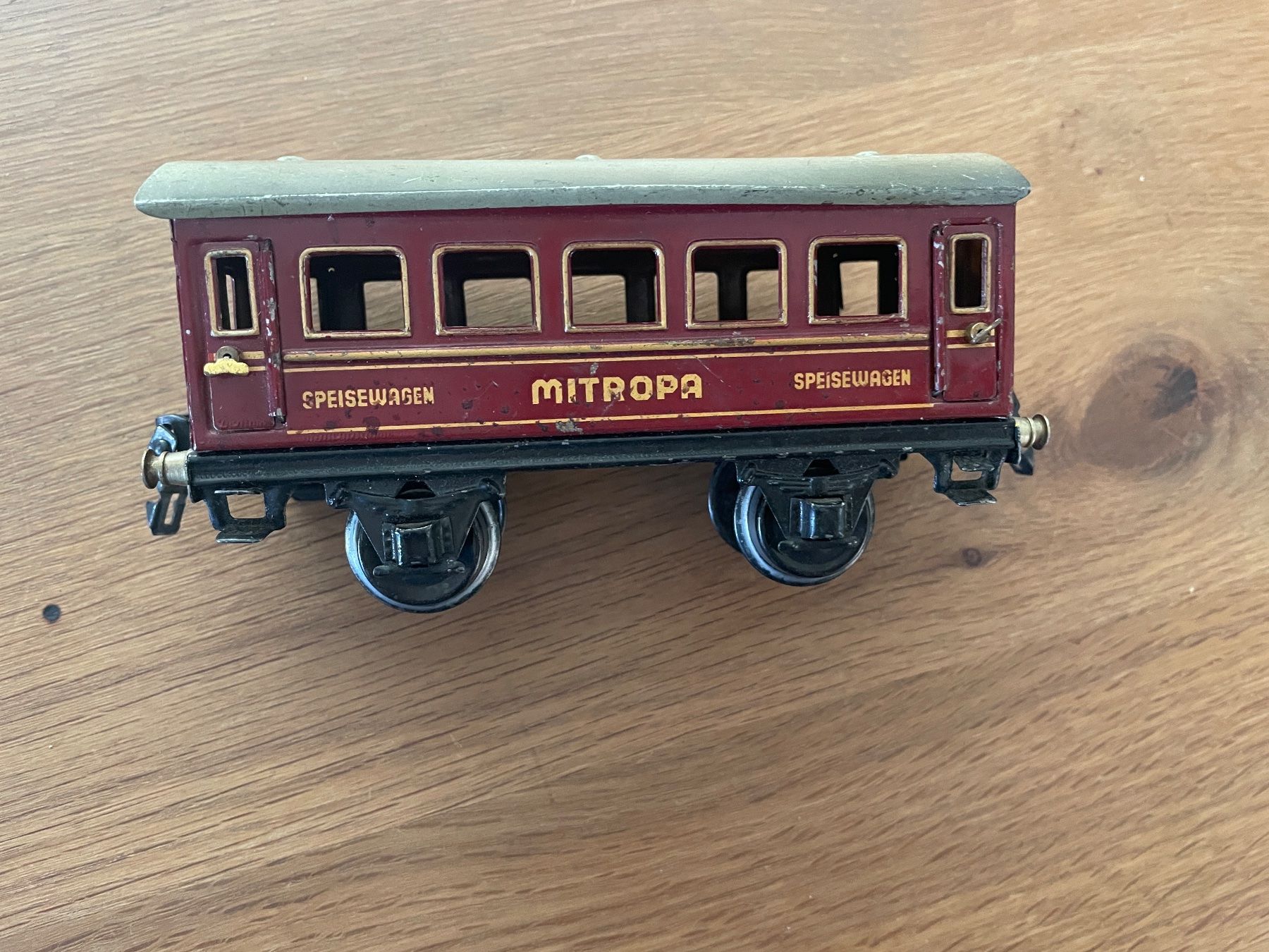 Märklin Modellini di ferrovie: Märklin Mitropa Speisewagen – Usato da Weinfelden venduto da Jessy831