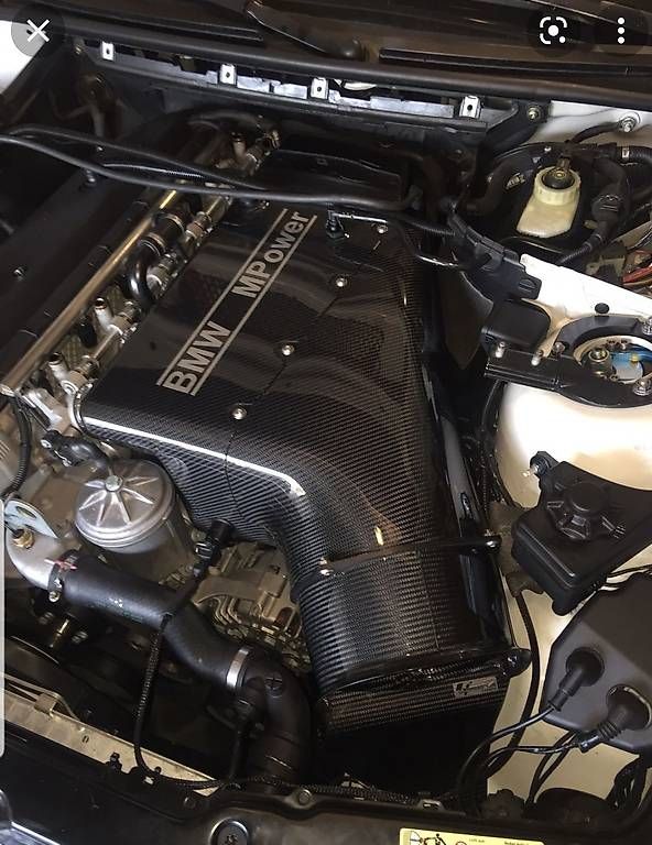 Tutti pezzi di ricambio auto: BMW E46 M3 Karbonius Ansaugschnorchel – Usato da Mettendorf TG venduto da GarageSchenkel