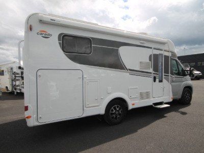 Carado Veicoli da campeggio: A vendre camping car – Usato da Lausanne venduto da calin06 1