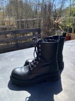 Black boots/ Bottes noires, 38
