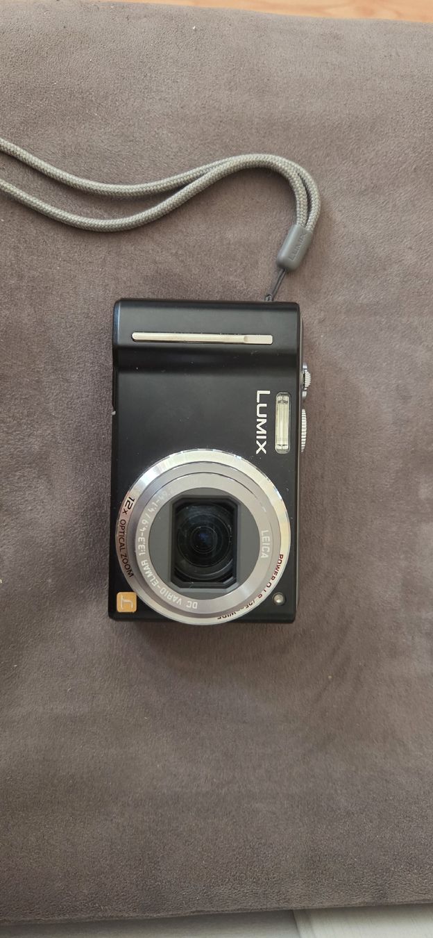 Panasonic Fotocamera: Panasonic Lumix DMC-TZ8 Digitalkamera  – Usato da Huttwil venduto da ser_gn9l 5