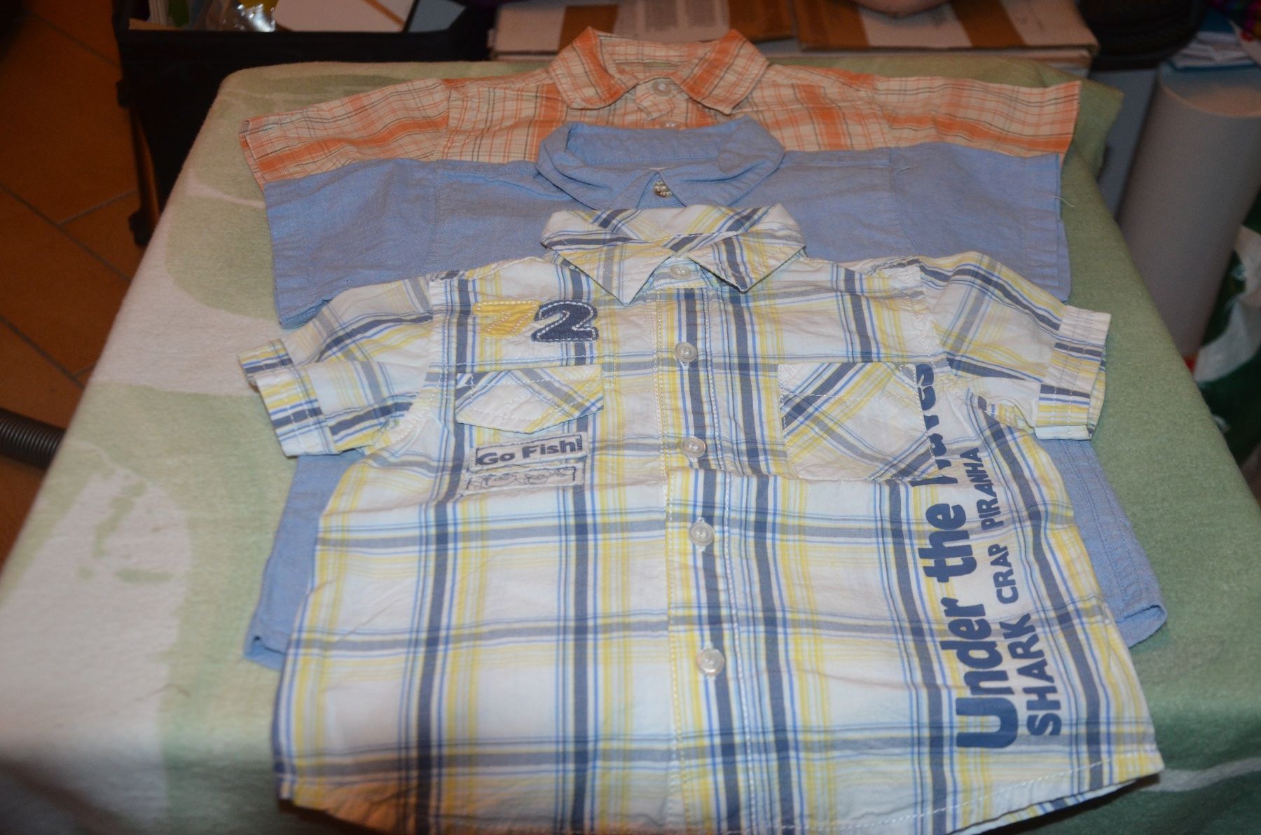 Camicie, Top & T-shirt: TAILLE 74-80 - 3 SOMMER HEMD – Usato da Chiasso venduto da Dolly015