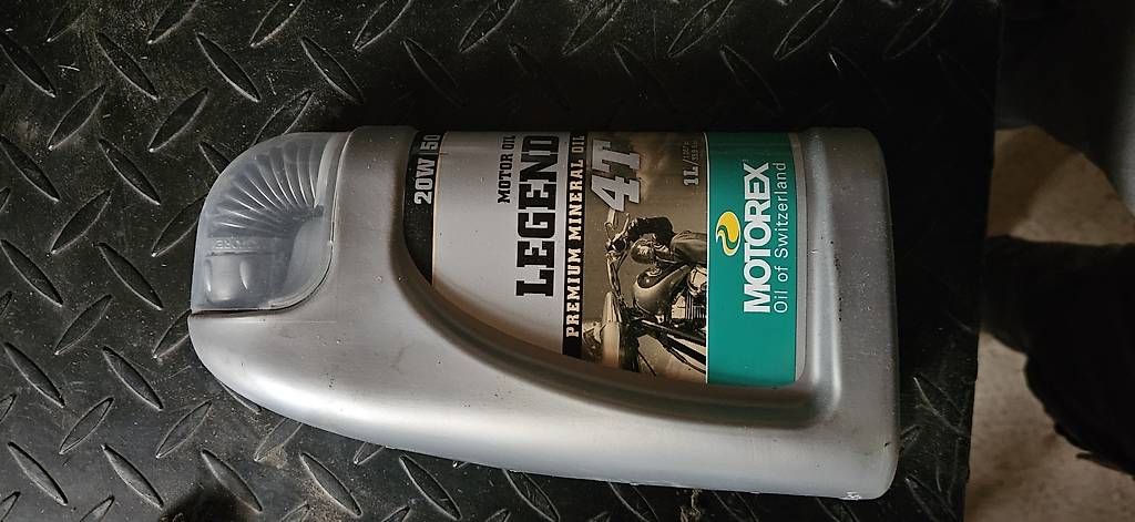 Oli & Additivi: Motorex Legend 20W50 – Usato da Vétroz venduto da fon_lfw7