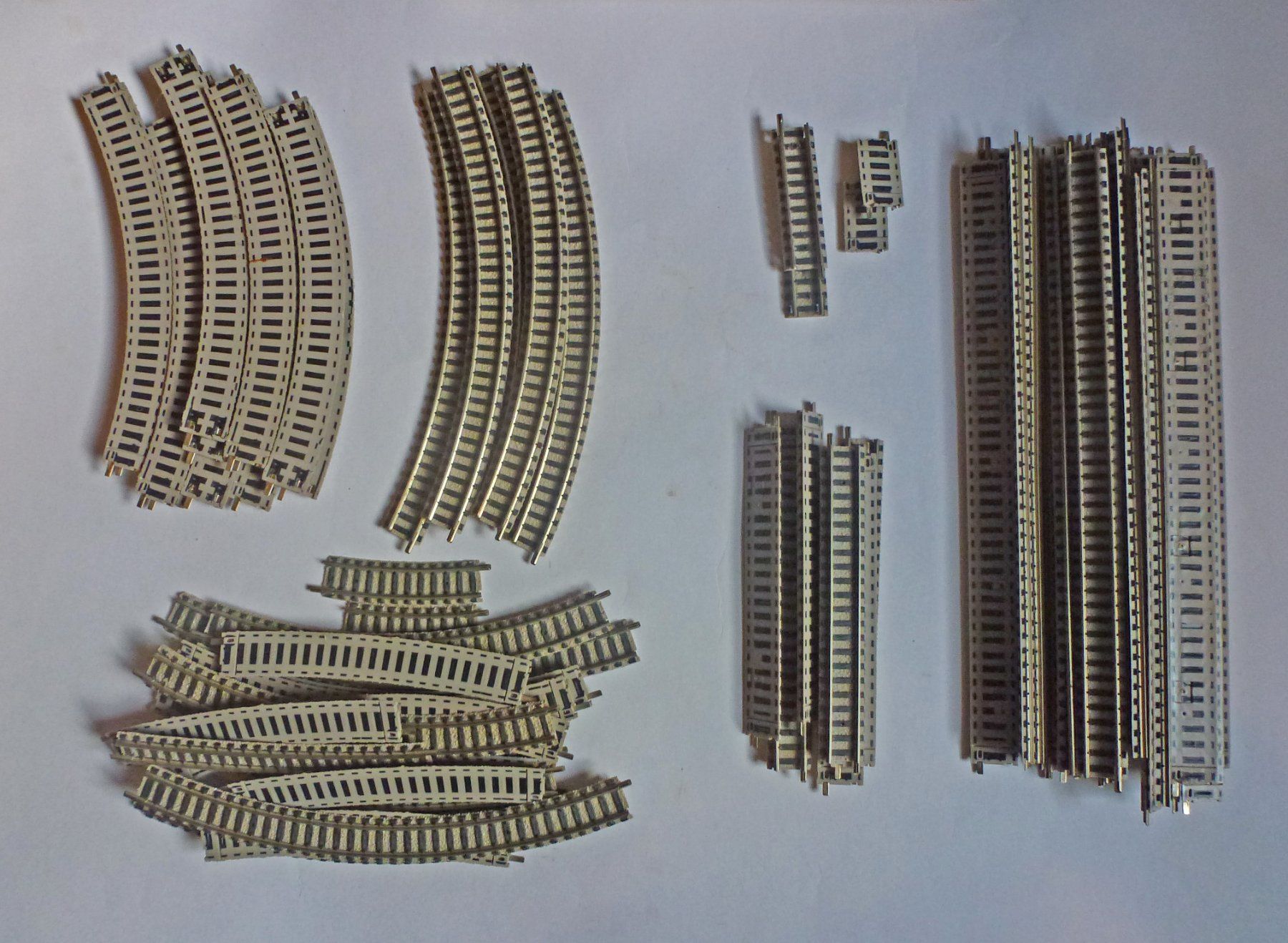Fleischmann Modellini di ferrovie: Modelleisenbahn Fleischmann  Spur N piccolo – Usato da Diessenhofen venduto da babinchowa 5