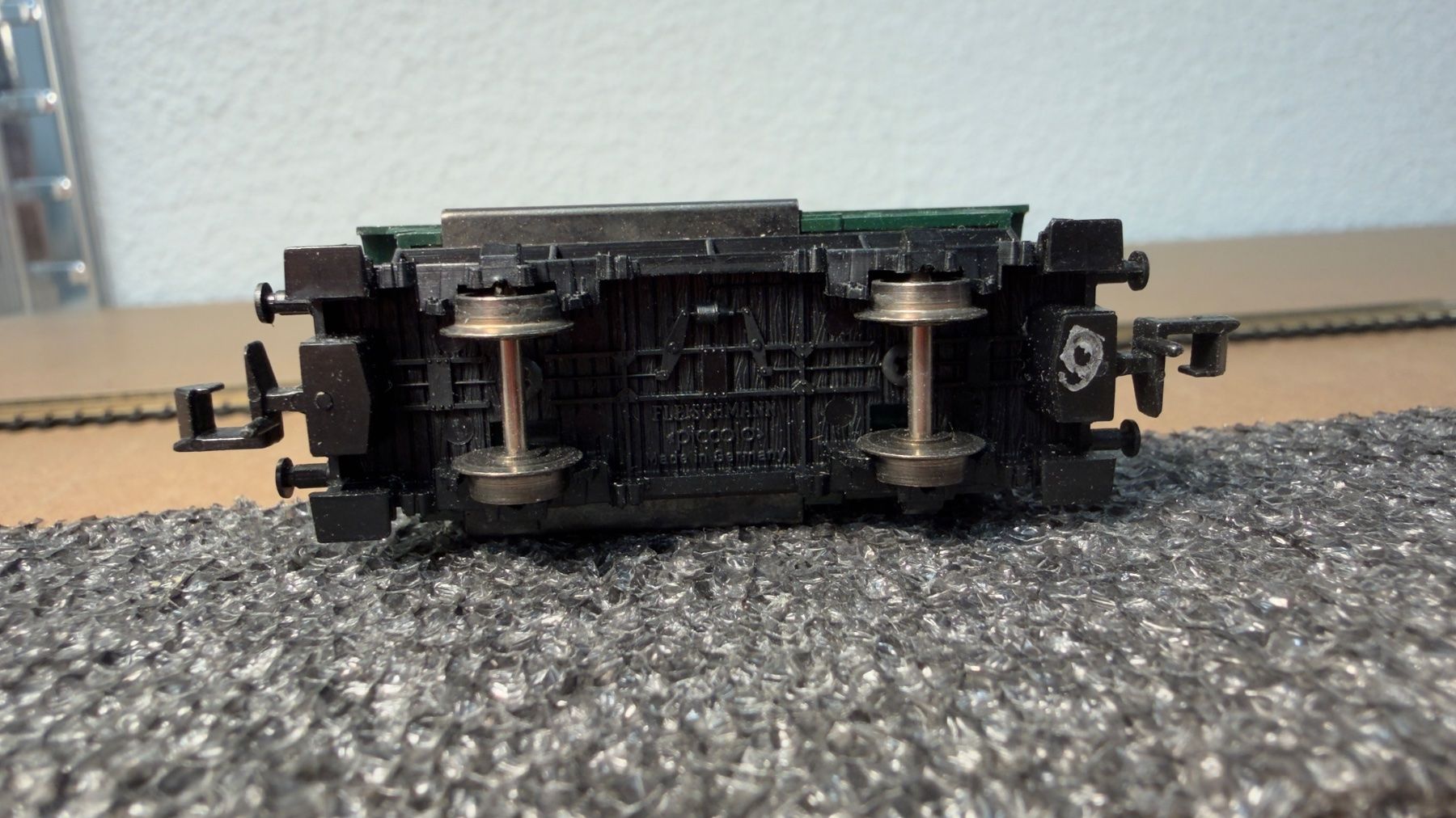 Fleischmann Modellini di ferrovie: Fleischmann Güterwagen Ansbach Spur N – Usato da Schlieren venduto da rat_lq6b 7