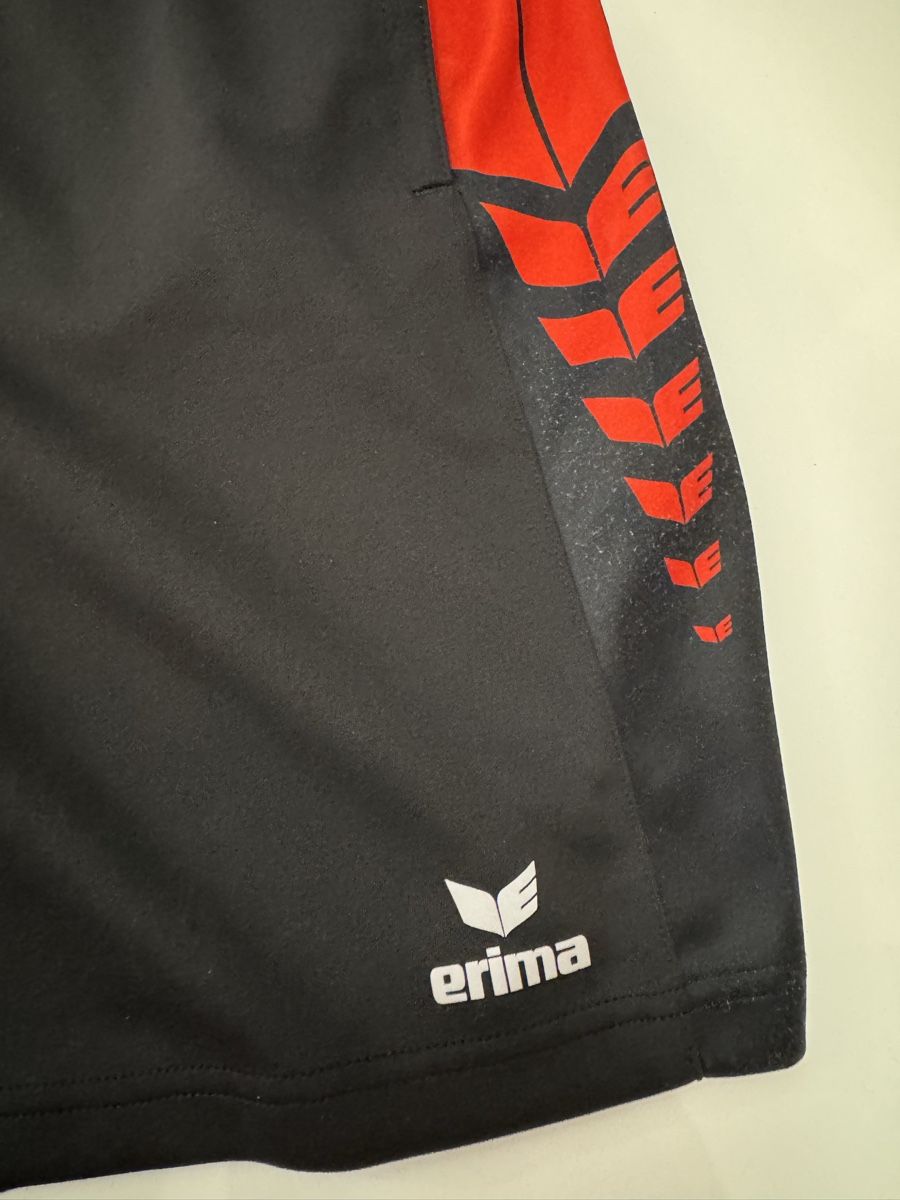 Erima Pantaloni: Erima Trainingsshort Gr. L – Usato da Suhr venduto da Oppel 2