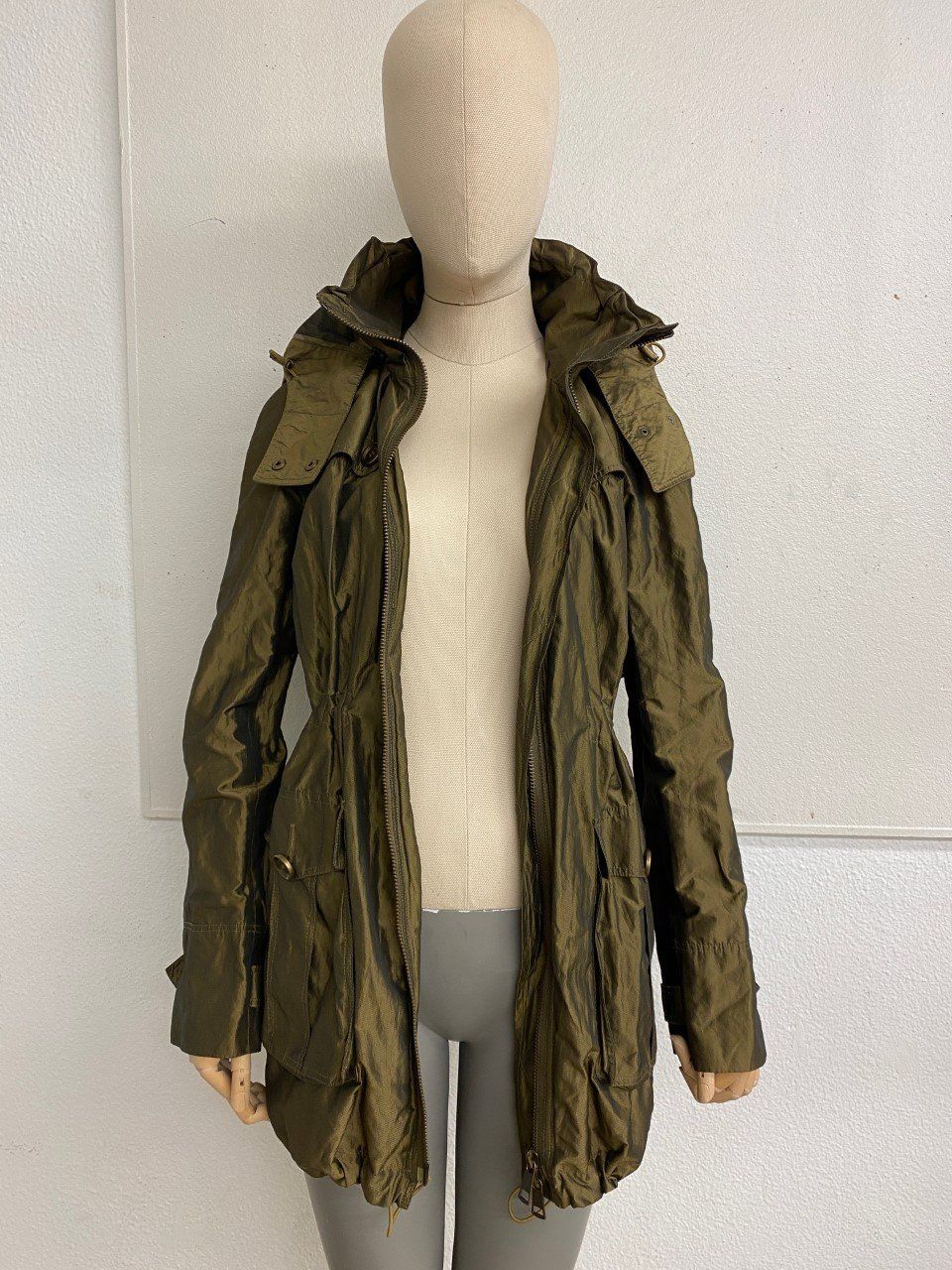 Burberry Cappotti: Burberry Coat Neuwertig – Nuovo (secondo la descrizione) da Dulliken venduto da timemachine 1