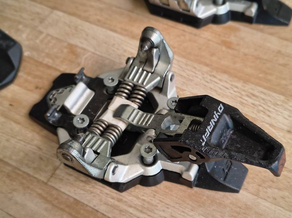 Dynafit Attacchi: Fixations randonnée Dynafit Radical ST 82mm – Usato da Bernex venduto da Marc766 2