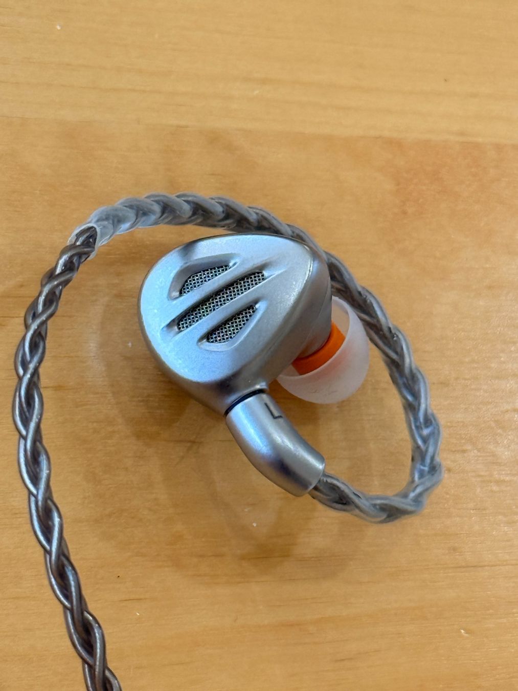 Cuffie: FiiO FH9 Titanium + travel box – Usato da St. Gallen venduto da JimmyGPT 2