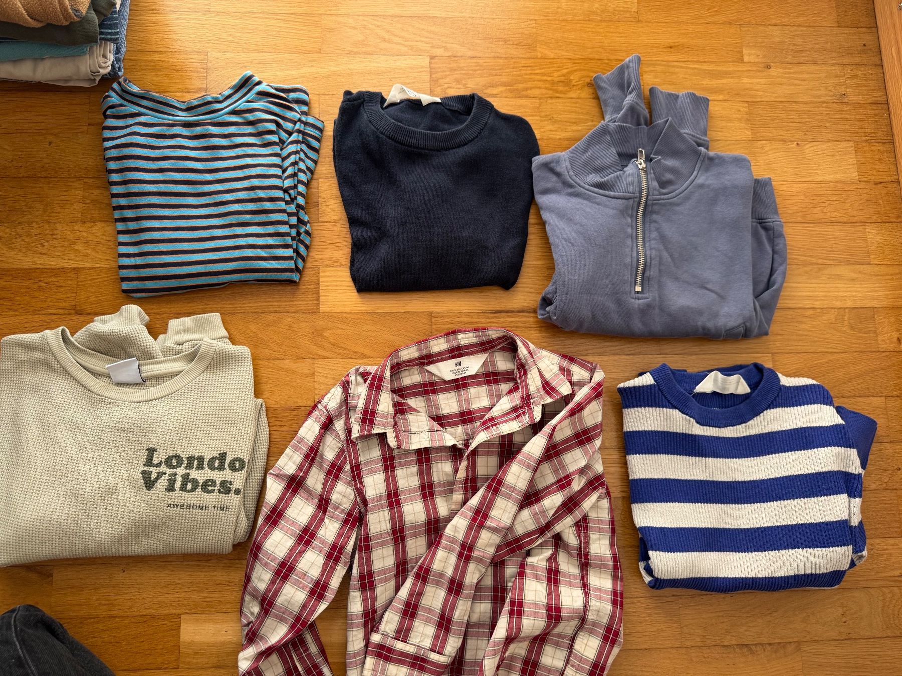 Lotti & Set di vestiti: Grosses Kleiderpaket 5-6 Jahre – Usato da Luzern venduto da Mel_mrb7 5