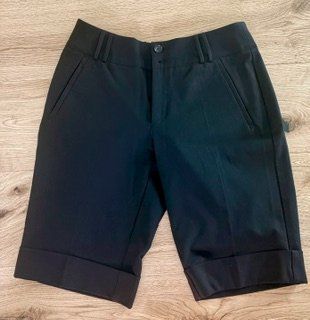 Leichte schwarze Shorts für den Sommer von Esprit, Grösse 38