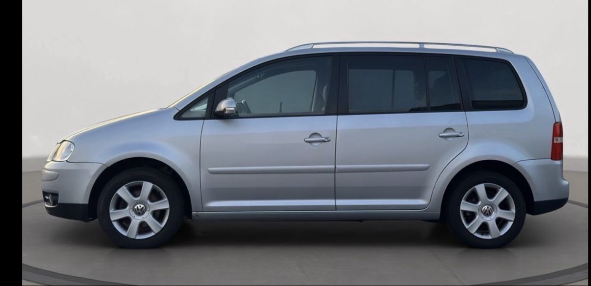 VW Autos: VW Touran 1.6 – Gebraucht aus Unterkulm von you_s7wp 5