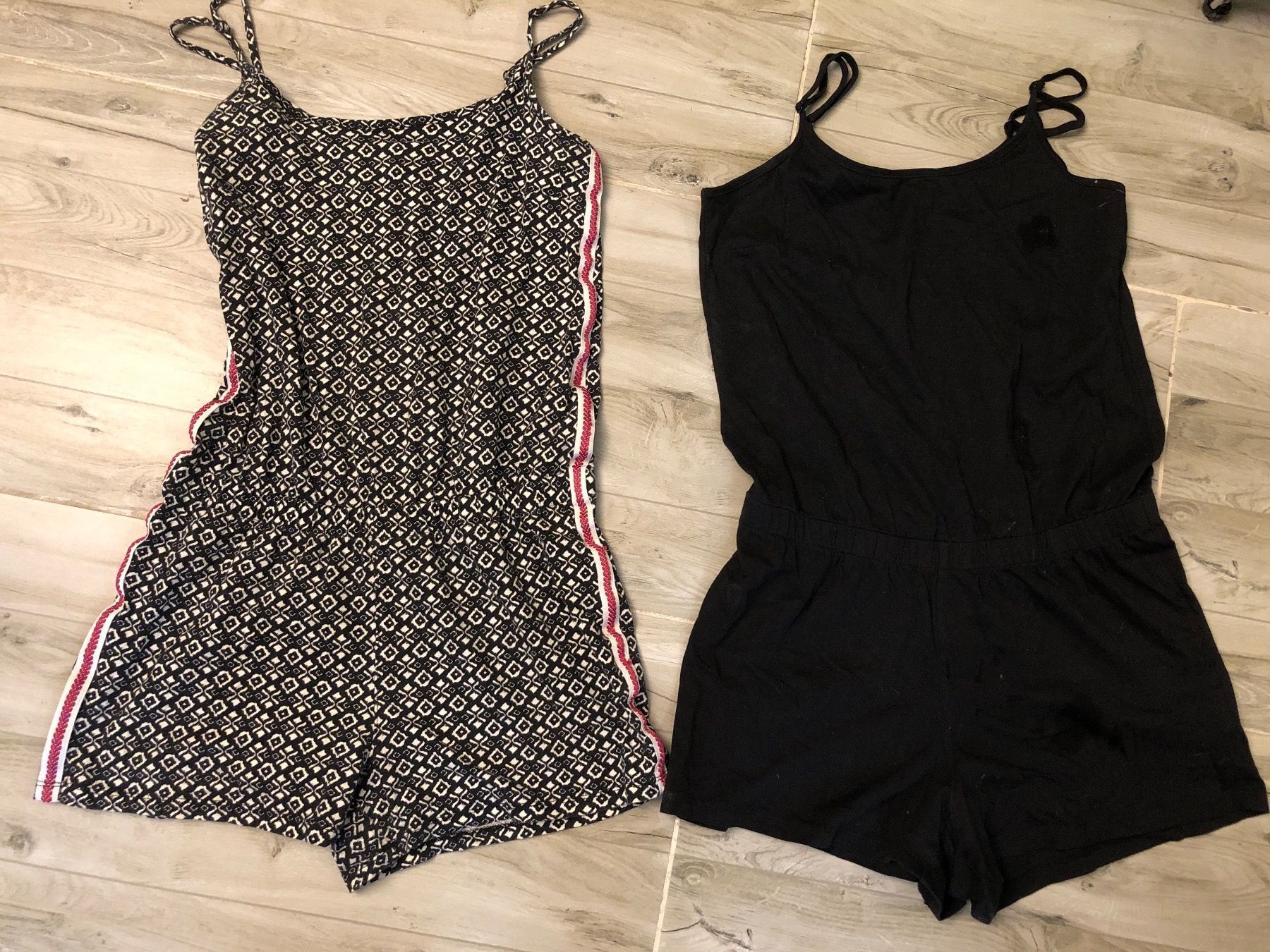 Tute: 2 Jumpsuit kurz Gr.S/36 – Usato da Obergerlafingen venduto da cabo4
