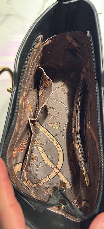 Borse da donna: Handtasche schwarz/gold – Usato da Buchs AG venduto da all_chw7 2
