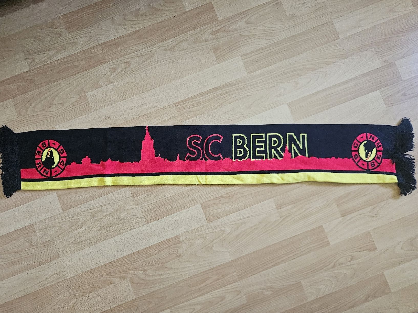 Foulard & Sciarpe: SC Bern Schal – Nuovo (secondo la descrizione) da Arlesheim venduto da DavidB_00